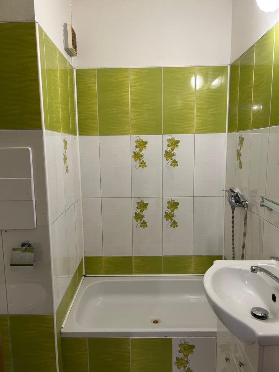 Predaj bytu 1-izbový 41 m², U Nemocnice, Česká Lípa, Liberecký kraj Predaj bytu 1-izbový 41 m², U Nemocnice, Česká Lípa, Liberecký kraj