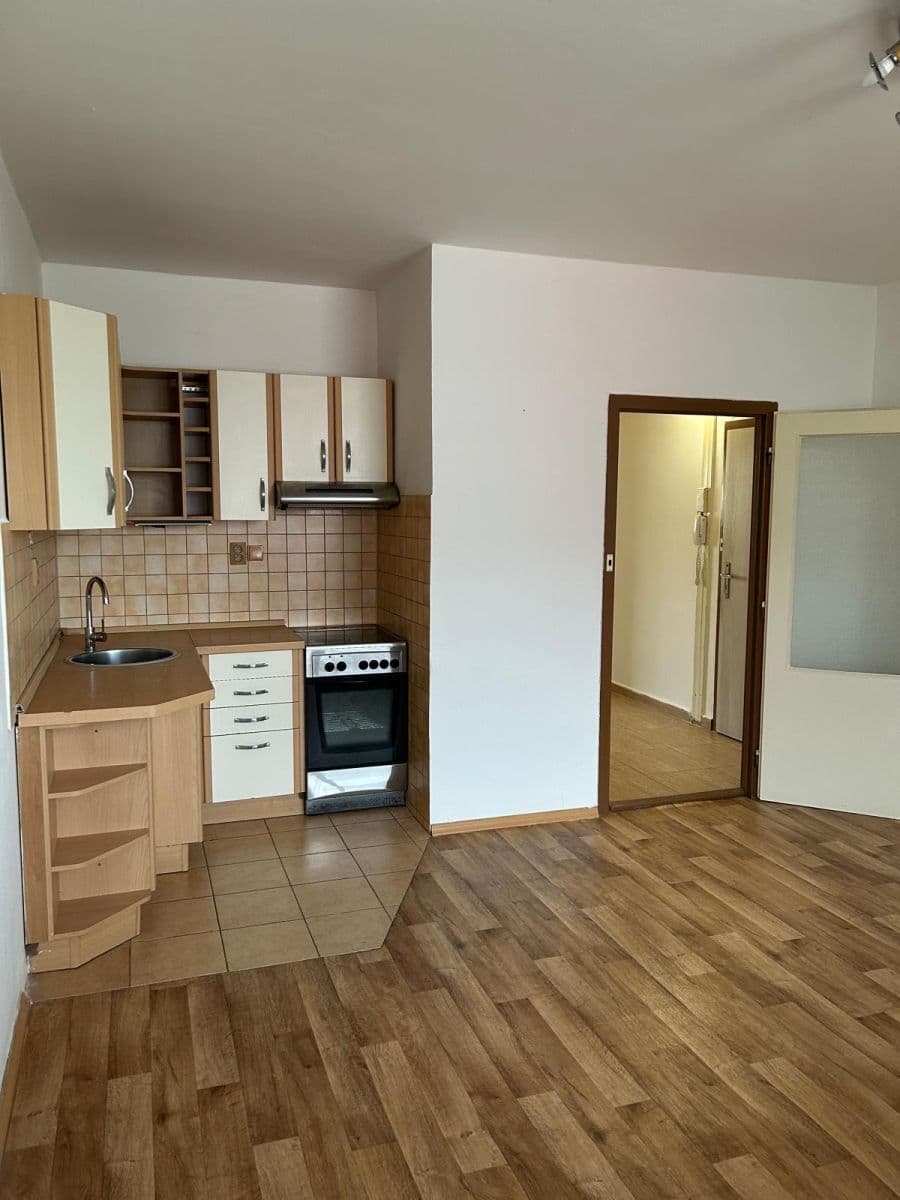 Predaj bytu 1-izbový 41 m², U Nemocnice, Česká Lípa, Liberecký kraj Predaj bytu 1-izbový 41 m², U Nemocnice, Česká Lípa, Liberecký kraj
