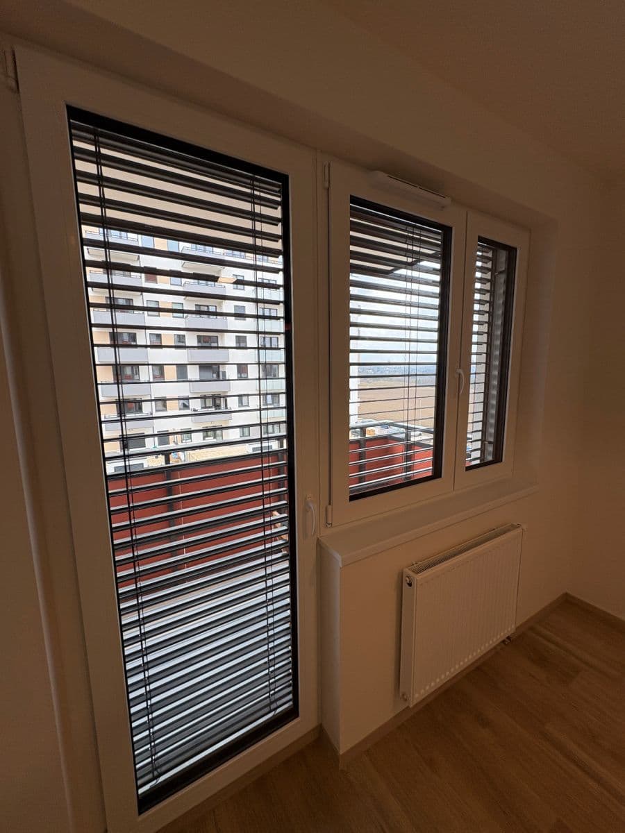 Prenájom bytu 1-izbový 32 m², Fabiánové, Praha, Praha Prenájom bytu 1-izbový 32 m², Fabiánové, Praha, Praha