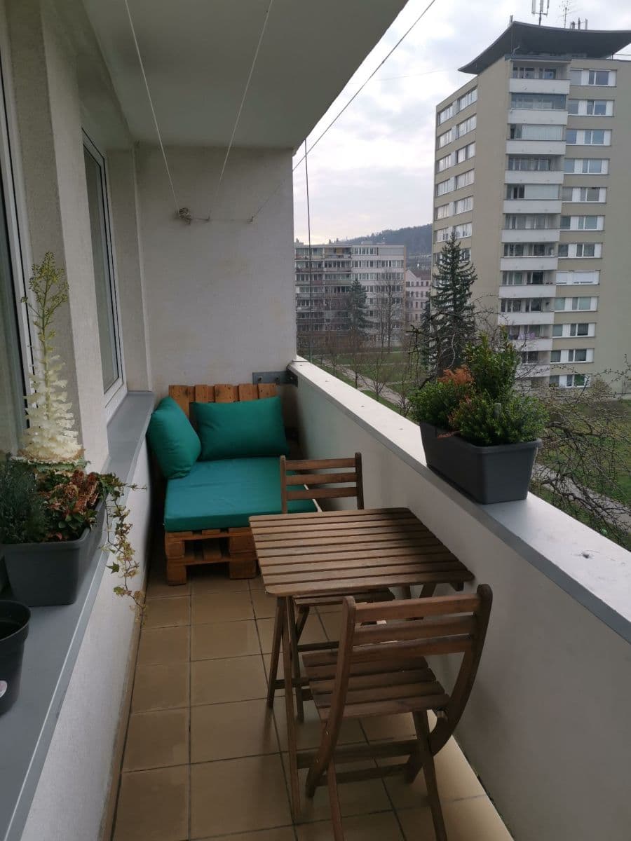 Prenájom bytu 3-izbový 68 m², Molákova, Praha, Praha Prenájom bytu 3-izbový 68 m², Molákova, Praha, Praha