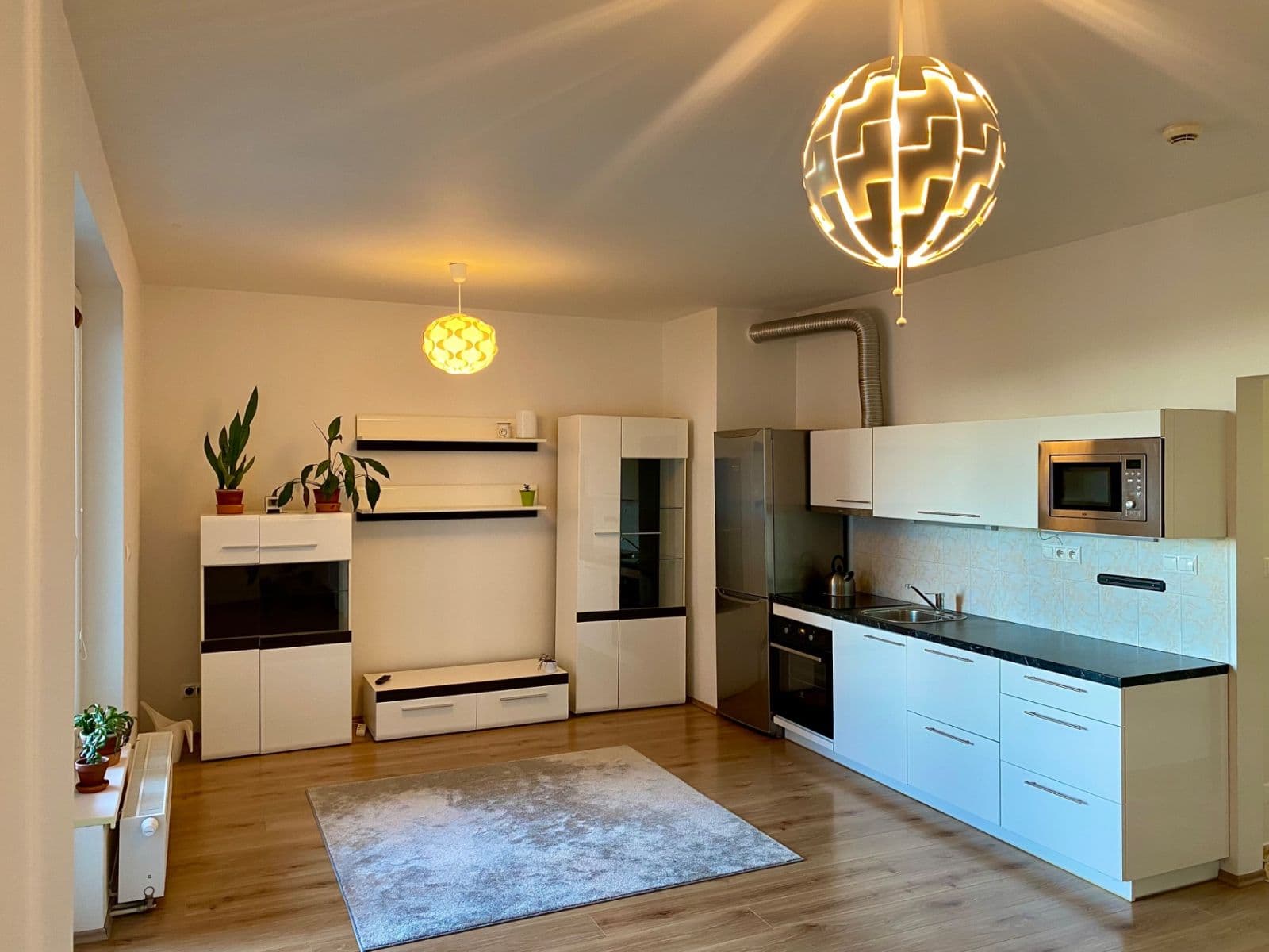 Prenájom bytu 1-izbový 45 m², Mladá Boleslav, Středočeský kraj Prenájom bytu 1-izbový 45 m², Mladá Boleslav, Středočeský kraj