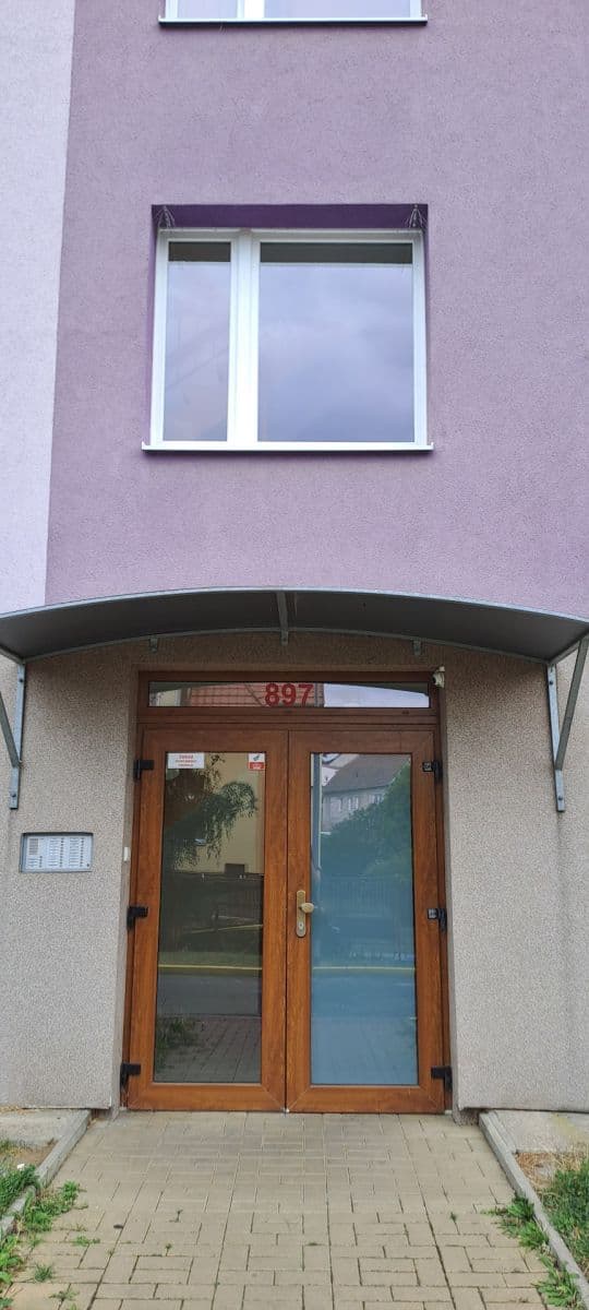 Prenájom bytu 2-izbový 42 m², Kpt. Nálepky, Podbořany, Ústecký kraj Prenájom bytu 2-izbový 42 m², Kpt. Nálepky, Podbořany, Ústecký kraj