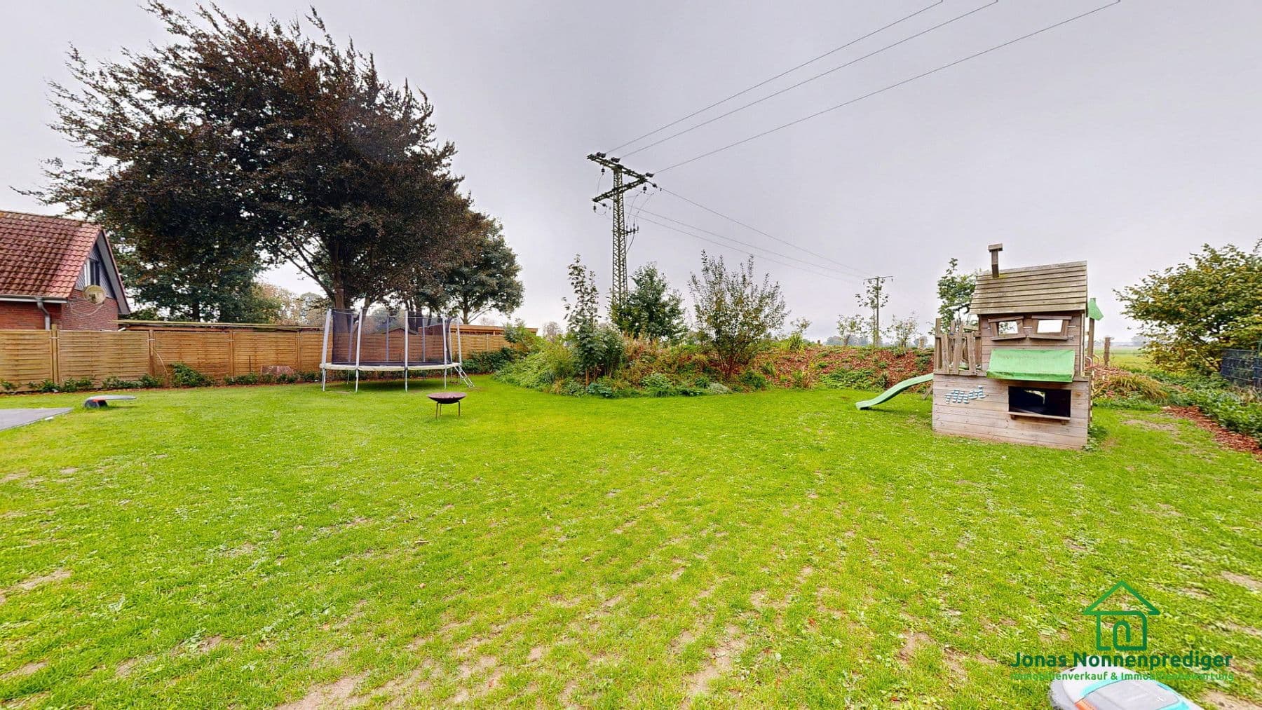 Predaj domu 146 m², pozemek 1.064 m², Seestraße 11, Mühlen Eichsen, Meklenbursko-Predpomoransko Predaj domu 146 m², pozemek 1.064 m², Seestraße 11, Mühlen Eichsen, Meklenbursko-Predpomoransko