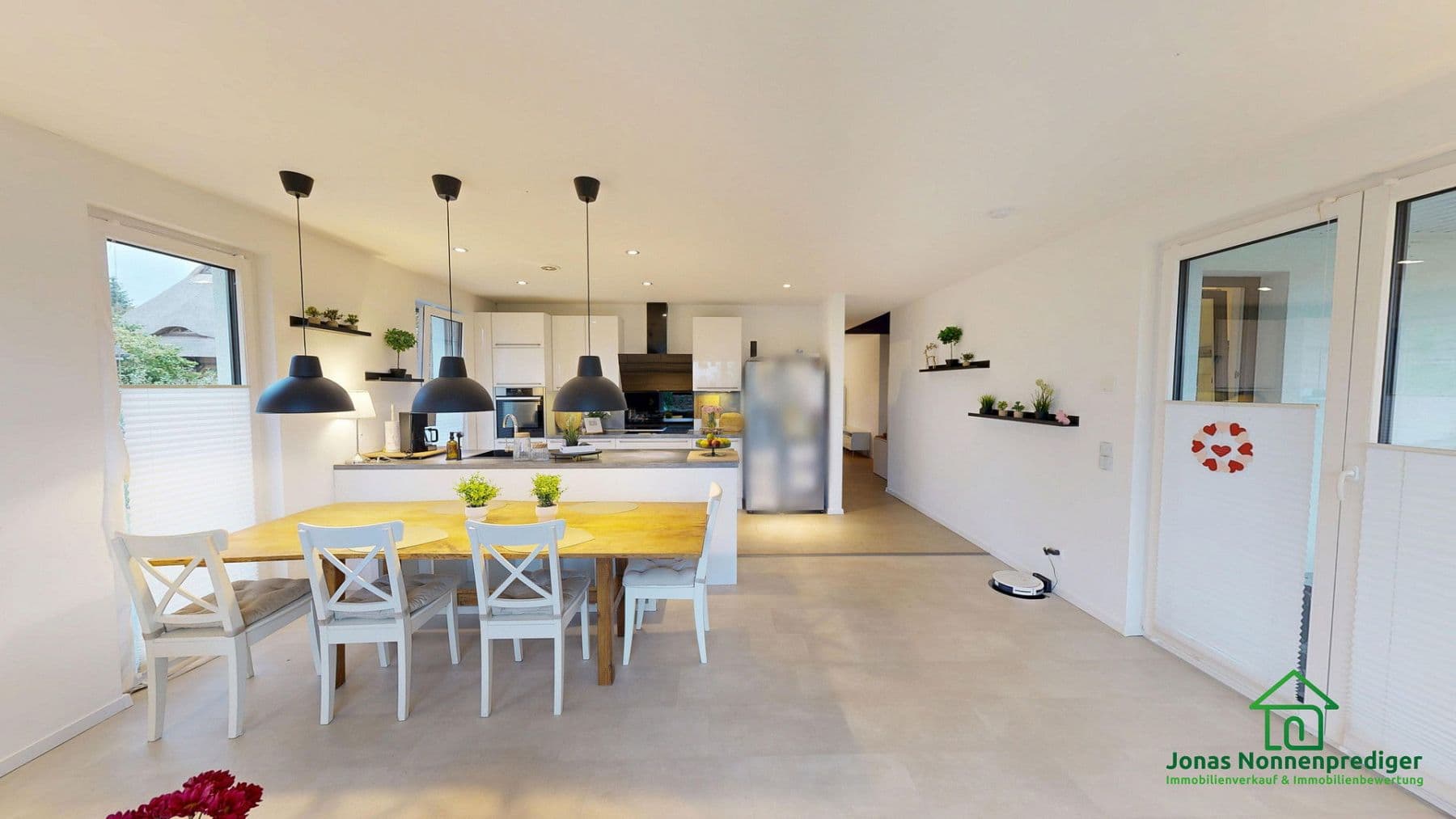 Predaj domu 146 m², pozemek 1.064 m², Seestraße 11, Mühlen Eichsen, Meklenbursko-Predpomoransko Predaj domu 146 m², pozemek 1.064 m², Seestraße 11, Mühlen Eichsen, Meklenbursko-Predpomoransko