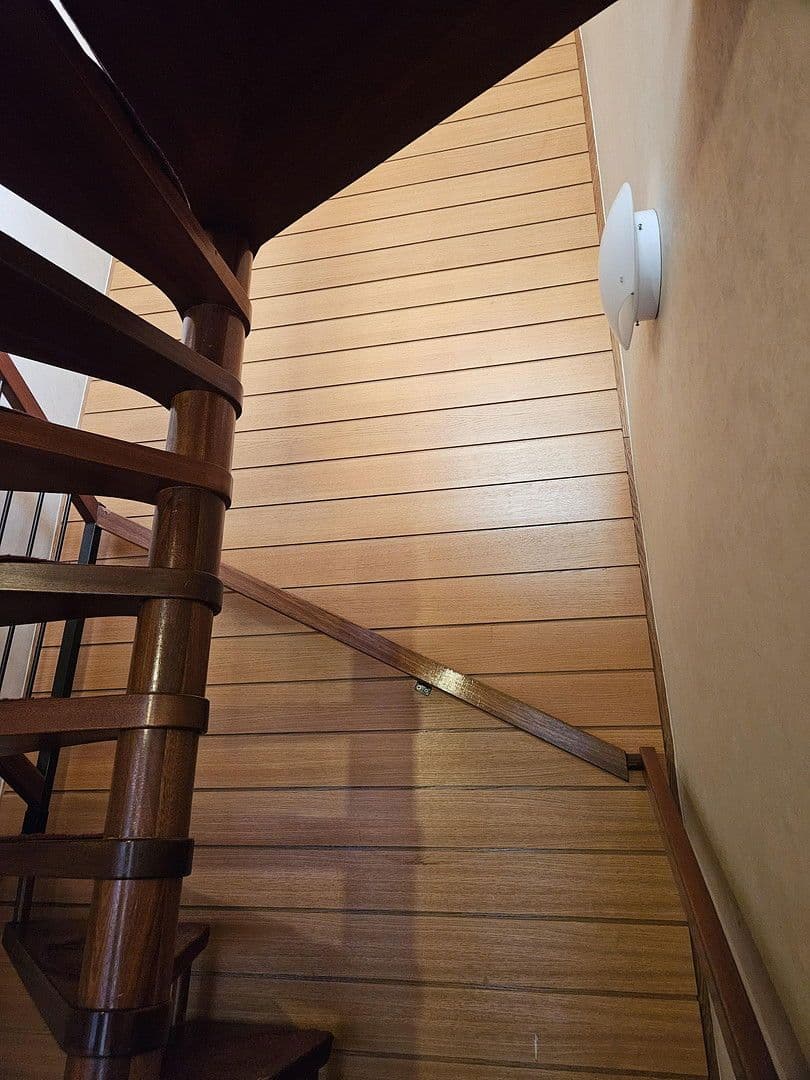 Predaj domu 167 m², pozemek 230 m², Drostestraße, Stuttgart, Bádensko-Wurttembersko Predaj domu 167 m², pozemek 230 m², Drostestraße, Stuttgart, Bádensko-Wurttembersko