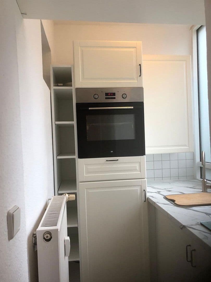 Prenájom bytu 2-izbový 47 m², Hannover, Dolné Sasko Prenájom bytu 2-izbový 47 m², Hannover, Dolné Sasko
