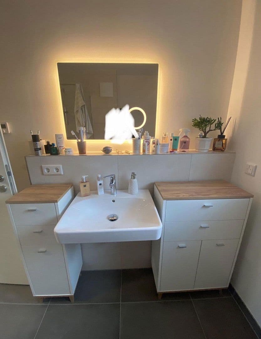 Prenájom bytu 2-izbový 52 m², Küferstraße 12, Frankfurt am Main, Hesensko Prenájom bytu 2-izbový 52 m², Küferstraße 12, Frankfurt am Main, Hesensko