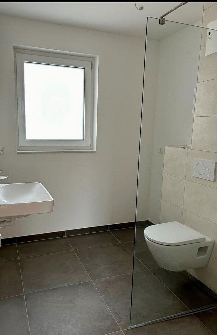 Prenájom bytu 2-izbový 52 m², Küferstraße 12, Frankfurt am Main, Hesensko Prenájom bytu 2-izbový 52 m², Küferstraße 12, Frankfurt am Main, Hesensko