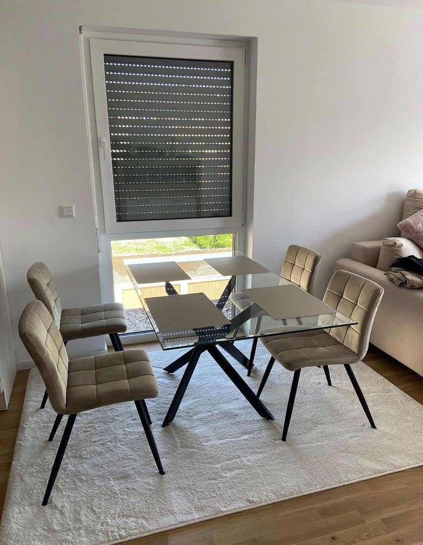 Prenájom bytu 2-izbový 52 m², Küferstraße 12, Frankfurt am Main, Hesensko Prenájom bytu 2-izbový 52 m², Küferstraße 12, Frankfurt am Main, Hesensko