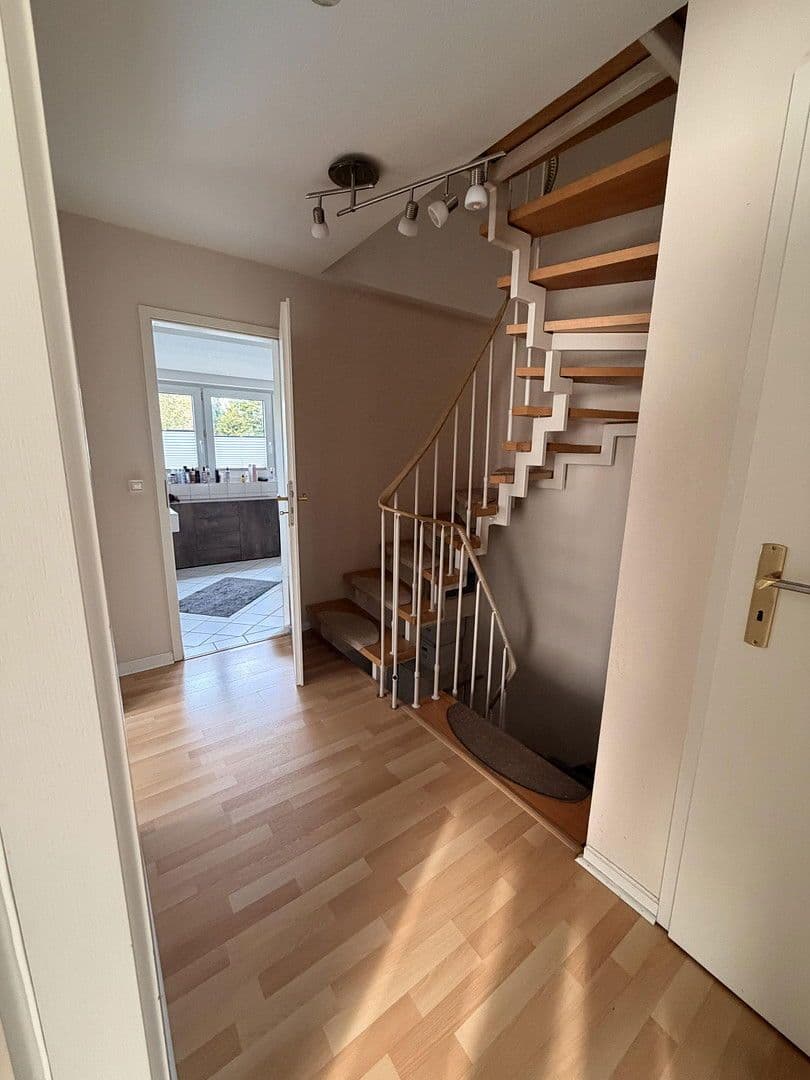 Predaj domu 140 m², pozemek 550 m², Hamburg, Hamburg Predaj domu 140 m², pozemek 550 m², Hamburg, Hamburg