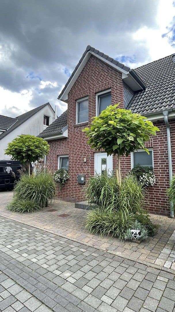 Prenájom domu 130 m², pozemek 254 m², An Haus Padenberg 26, Kempen, Severné Porýnie - Westfálsko Prenájom domu 130 m², pozemek 254 m², An Haus Padenberg 26, Kempen, Severné Porýnie - Westfálsko