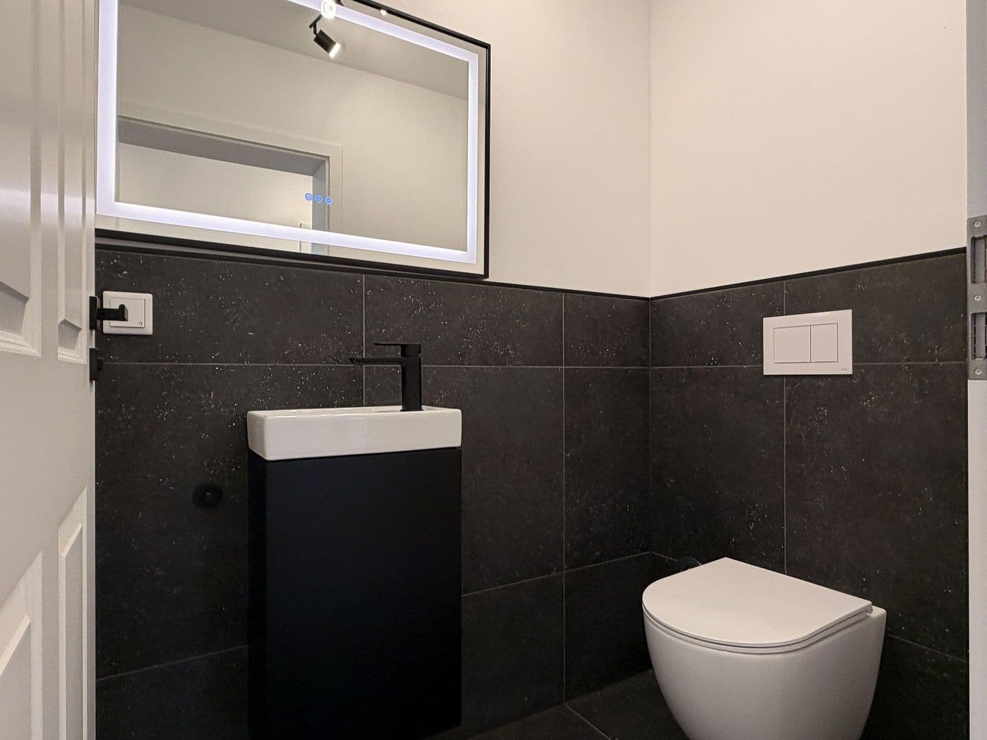 Predaj bytu 4-izbový 125 m², Nürnberg, Bavorsko Predaj bytu 4-izbový 125 m², Nürnberg, Bavorsko