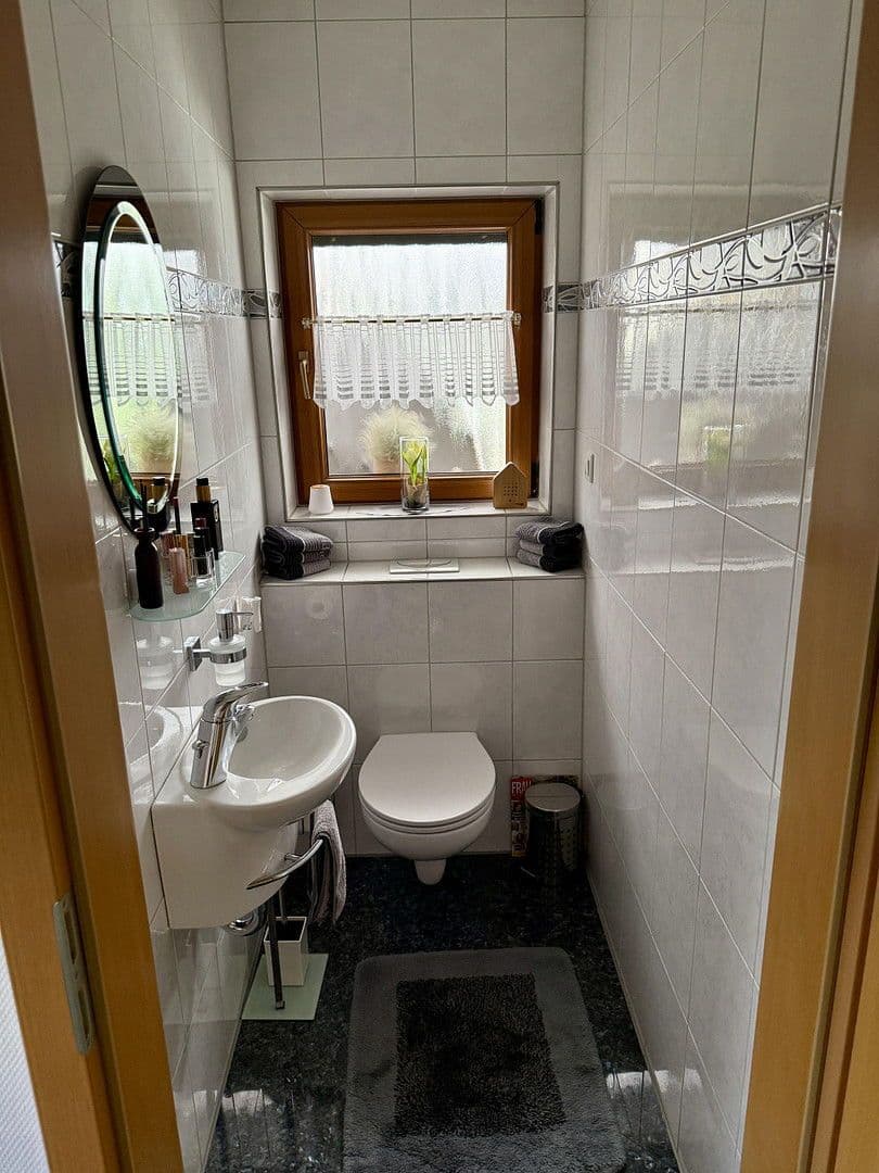 Predaj domu 140 m², pozemek 445 m², Herford, Severné Porýnie - Westfálsko Predaj domu 140 m², pozemek 445 m², Herford, Severné Porýnie - Westfálsko