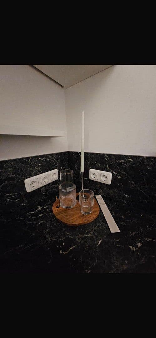 Predaj bytu 2-izbový 44 m², Berlin Friedenau, Berlín Predaj bytu 2-izbový 44 m², Berlin Friedenau, Berlín