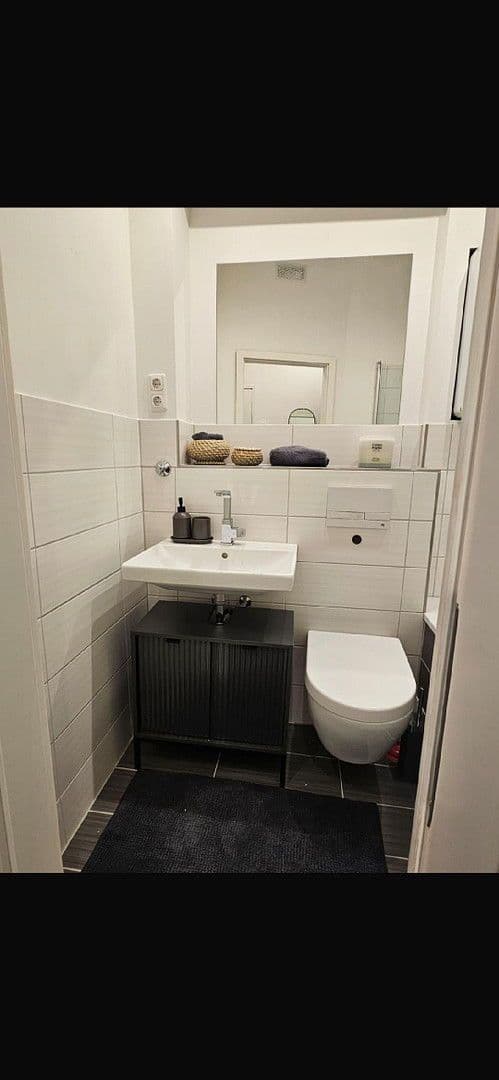 Predaj bytu 2-izbový 44 m², Berlin Friedenau, Berlín Predaj bytu 2-izbový 44 m², Berlin Friedenau, Berlín