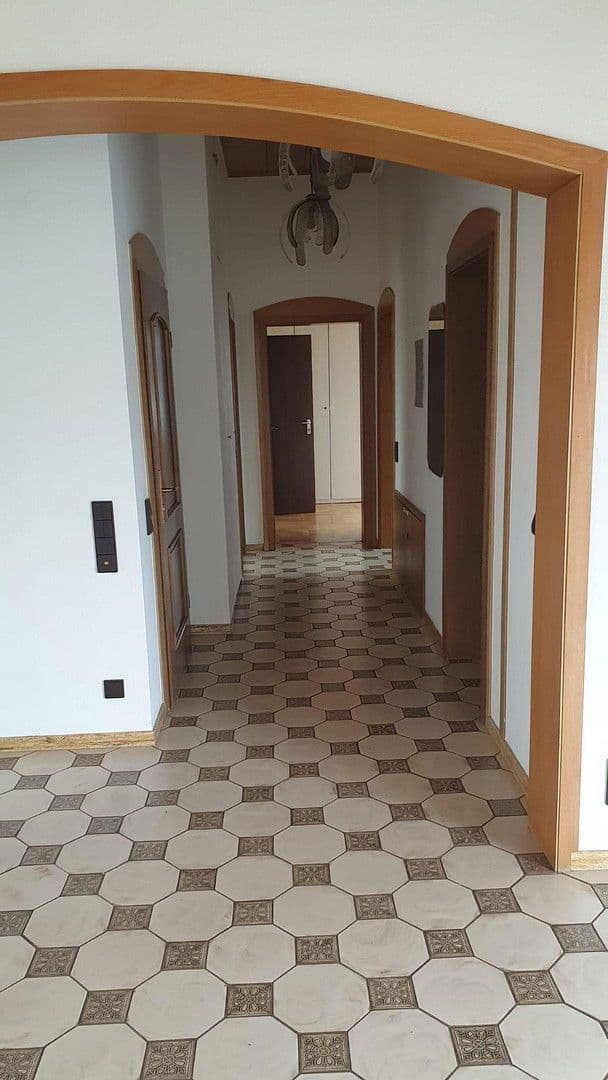 Predaj bytu 3-izbový 120 m², Pforzheim Rodgebiet, Bádensko-Wurttembersko Predaj bytu 3-izbový 120 m², Pforzheim Rodgebiet, Bádensko-Wurttembersko