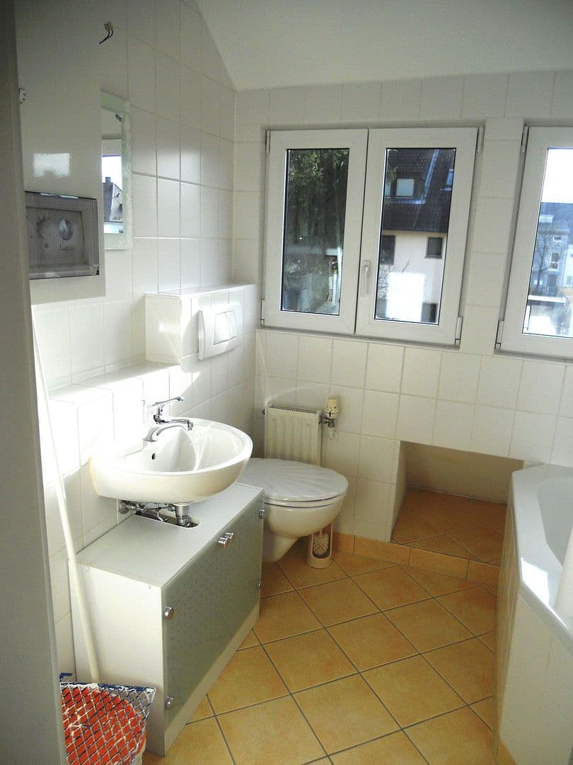 Prenájom bytu 2-izbový 61 m², Nürnberg, Bavorsko Prenájom bytu 2-izbový 61 m², Nürnberg, Bavorsko