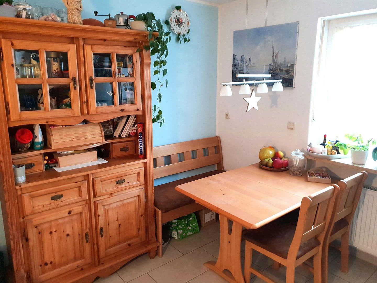 Prenájom bytu 5-izbový 80 m², Silberpappelstr. 10, München, Bavorsko Prenájom bytu 5-izbový 80 m², Silberpappelstr. 10, München, Bavorsko