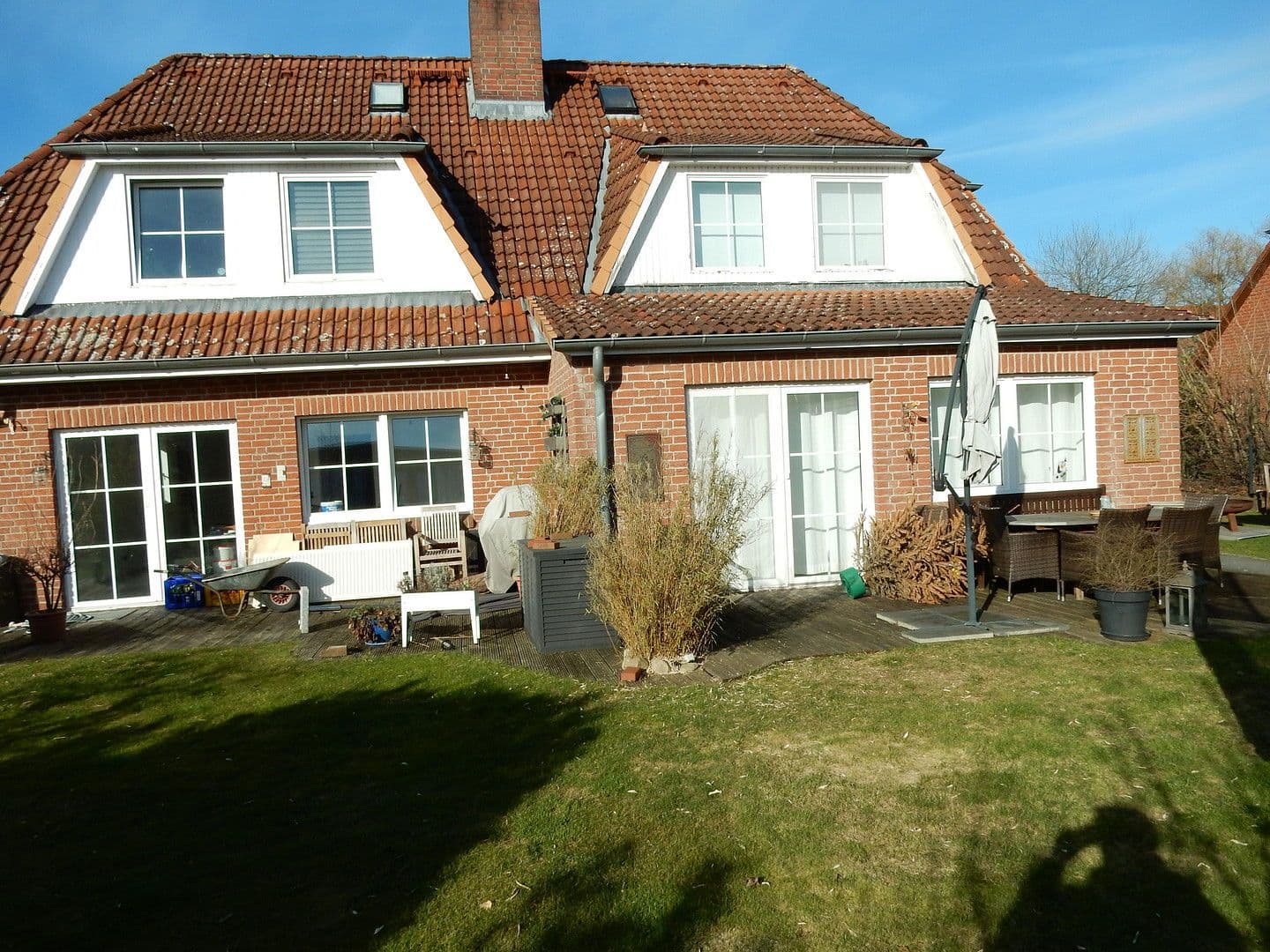 Predaj domu 116 m², pozemek 396 m², Lüneburg, Dolné Sasko Predaj domu 116 m², pozemek 396 m², Lüneburg, Dolné Sasko