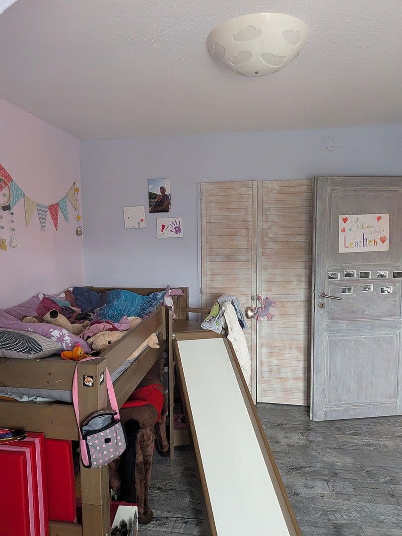 Predaj domu 116 m², pozemek 396 m², Lüneburg, Dolné Sasko Predaj domu 116 m², pozemek 396 m², Lüneburg, Dolné Sasko