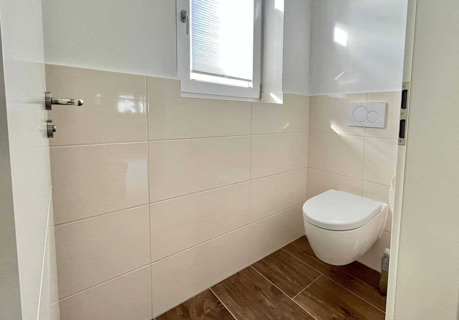 Predaj domu 130 m², pozemek 960 m², Diedorf, Bavorsko Predaj domu 130 m², pozemek 960 m², Diedorf, Bavorsko