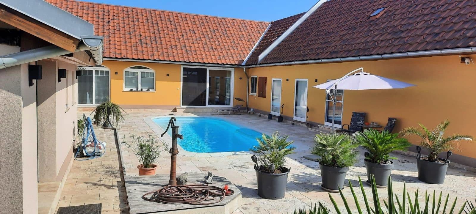 Predaj domu 245 m², pozemek 12.000 m², Kleinmürbisch 30, Kleinmürbisch, Burgenland Predaj domu 245 m², pozemek 12.000 m², Kleinmürbisch 30, Kleinmürbisch, Burgenland