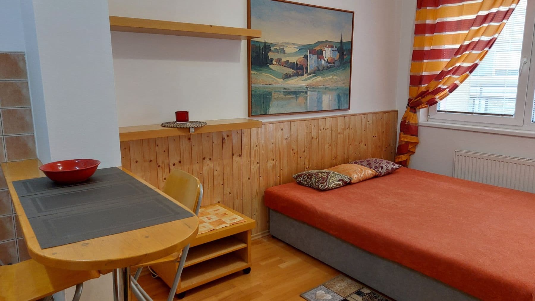 Prenájom bytu 1-izbový 27 m², Jemnická, Praha, Praha Prenájom bytu 1-izbový 27 m², Jemnická, Praha, Praha