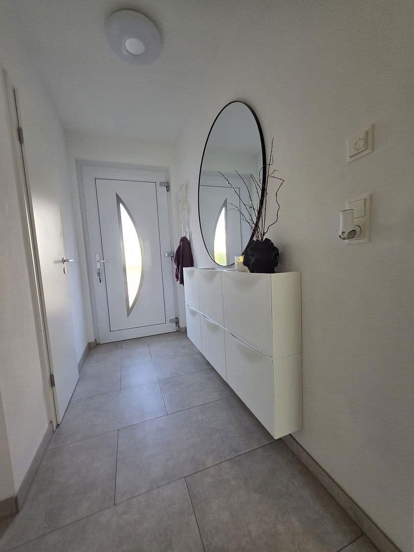 Predaj domu 139 m², pozemek 149 m², Laudenbach, Bádensko-Wurttembersko Predaj domu 139 m², pozemek 149 m², Laudenbach, Bádensko-Wurttembersko