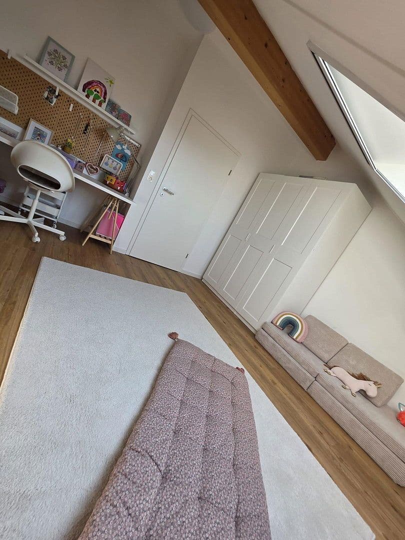 Predaj domu 139 m², pozemek 149 m², Laudenbach, Bádensko-Wurttembersko Predaj domu 139 m², pozemek 149 m², Laudenbach, Bádensko-Wurttembersko