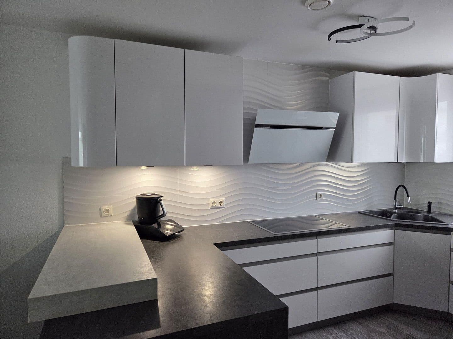 Predaj domu 141 m², pozemek 149 m², Laudenbach, Bádensko-Wurttembersko Predaj domu 141 m², pozemek 149 m², Laudenbach, Bádensko-Wurttembersko