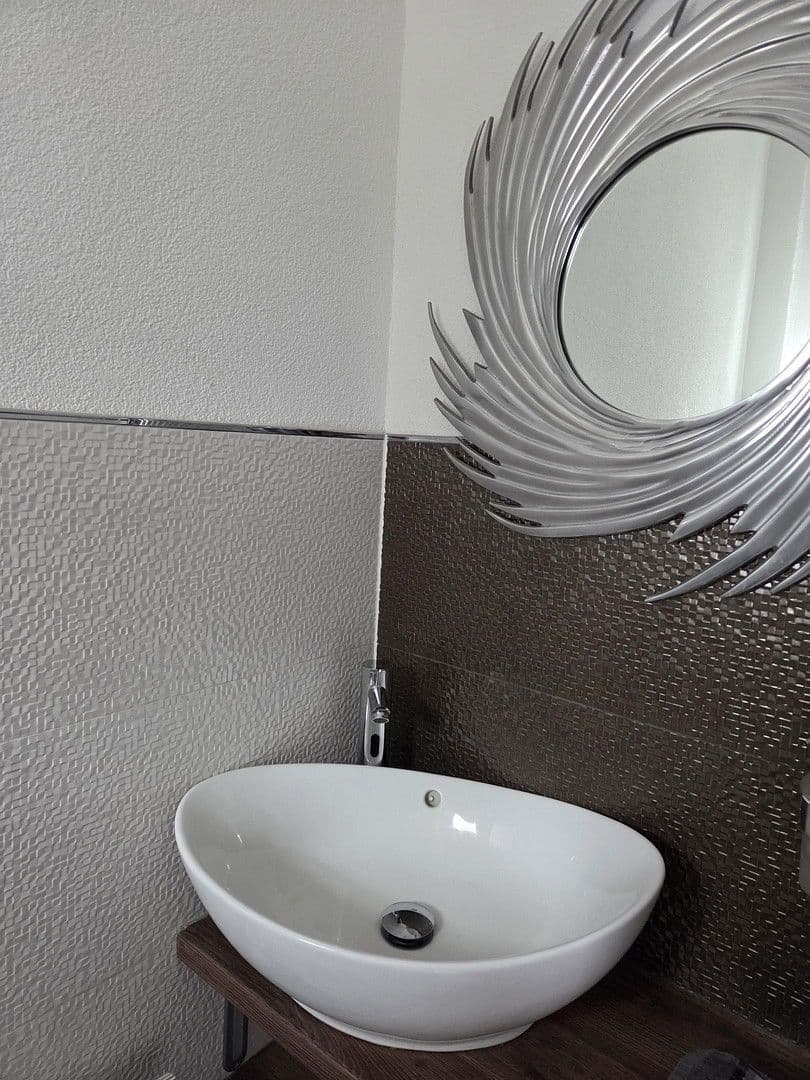 Predaj domu 141 m², pozemek 149 m², Laudenbach, Bádensko-Wurttembersko Predaj domu 141 m², pozemek 149 m², Laudenbach, Bádensko-Wurttembersko