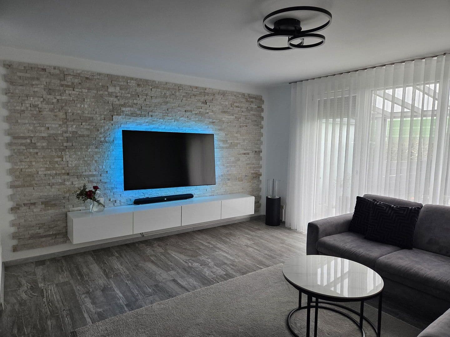 Predaj domu 141 m², pozemek 149 m², Laudenbach, Bádensko-Wurttembersko Predaj domu 141 m², pozemek 149 m², Laudenbach, Bádensko-Wurttembersko