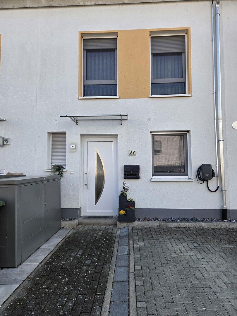 Predaj domu 141 m², pozemek 149 m², Laudenbach, Bádensko-Wurttembersko Predaj domu 141 m², pozemek 149 m², Laudenbach, Bádensko-Wurttembersko