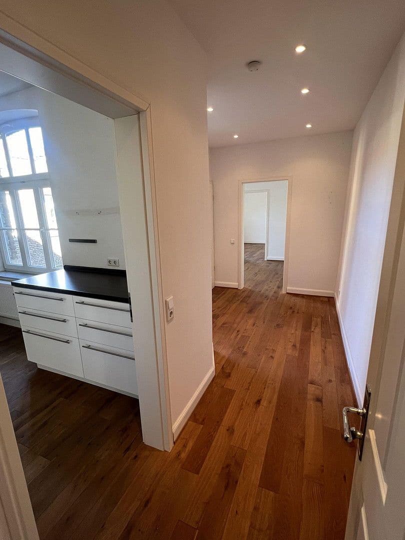 Predaj domu 480 m², pozemek 219 m², Trimbornstrasse 11, Köln, Severné Porýnie - Westfálsko Predaj domu 480 m², pozemek 219 m², Trimbornstrasse 11, Köln, Severné Porýnie - Westfálsko