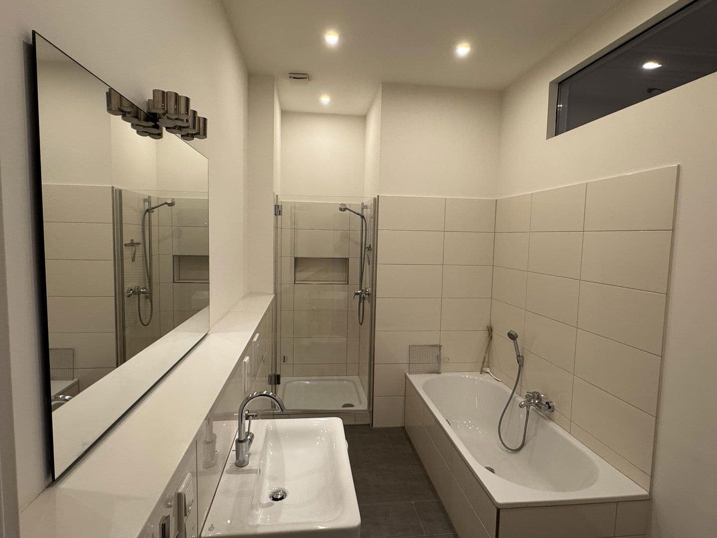 Predaj domu 480 m², pozemek 219 m², Trimbornstrasse 11, Köln, Severné Porýnie - Westfálsko Predaj domu 480 m², pozemek 219 m², Trimbornstrasse 11, Köln, Severné Porýnie - Westfálsko