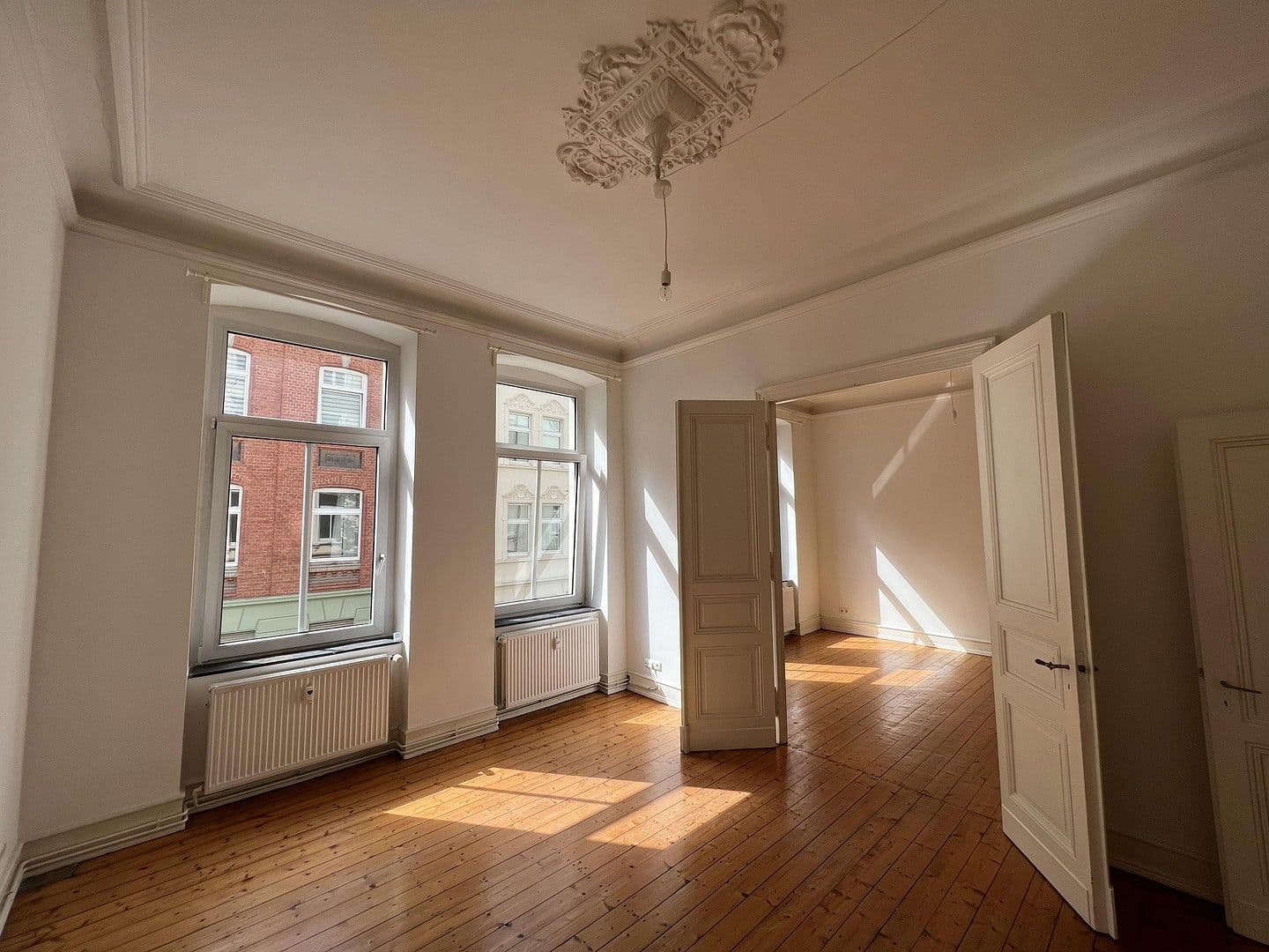 Predaj domu 480 m², pozemek 219 m², Trimbornstrasse 11, Köln, Severné Porýnie - Westfálsko Predaj domu 480 m², pozemek 219 m², Trimbornstrasse 11, Köln, Severné Porýnie - Westfálsko