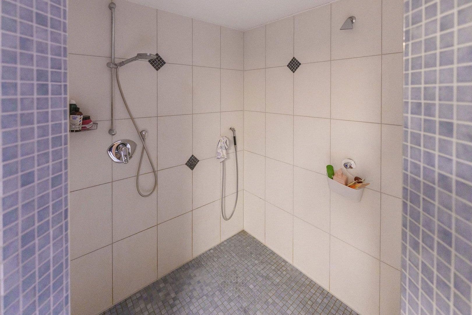 Prenájom domu 240 m², pozemek 700 m², Wächterstr. 25, Bad Friedrichshall, Bádensko-Wurttembersko Prenájom domu 240 m², pozemek 700 m², Wächterstr. 25, Bad Friedrichshall, Bádensko-Wurttembersko