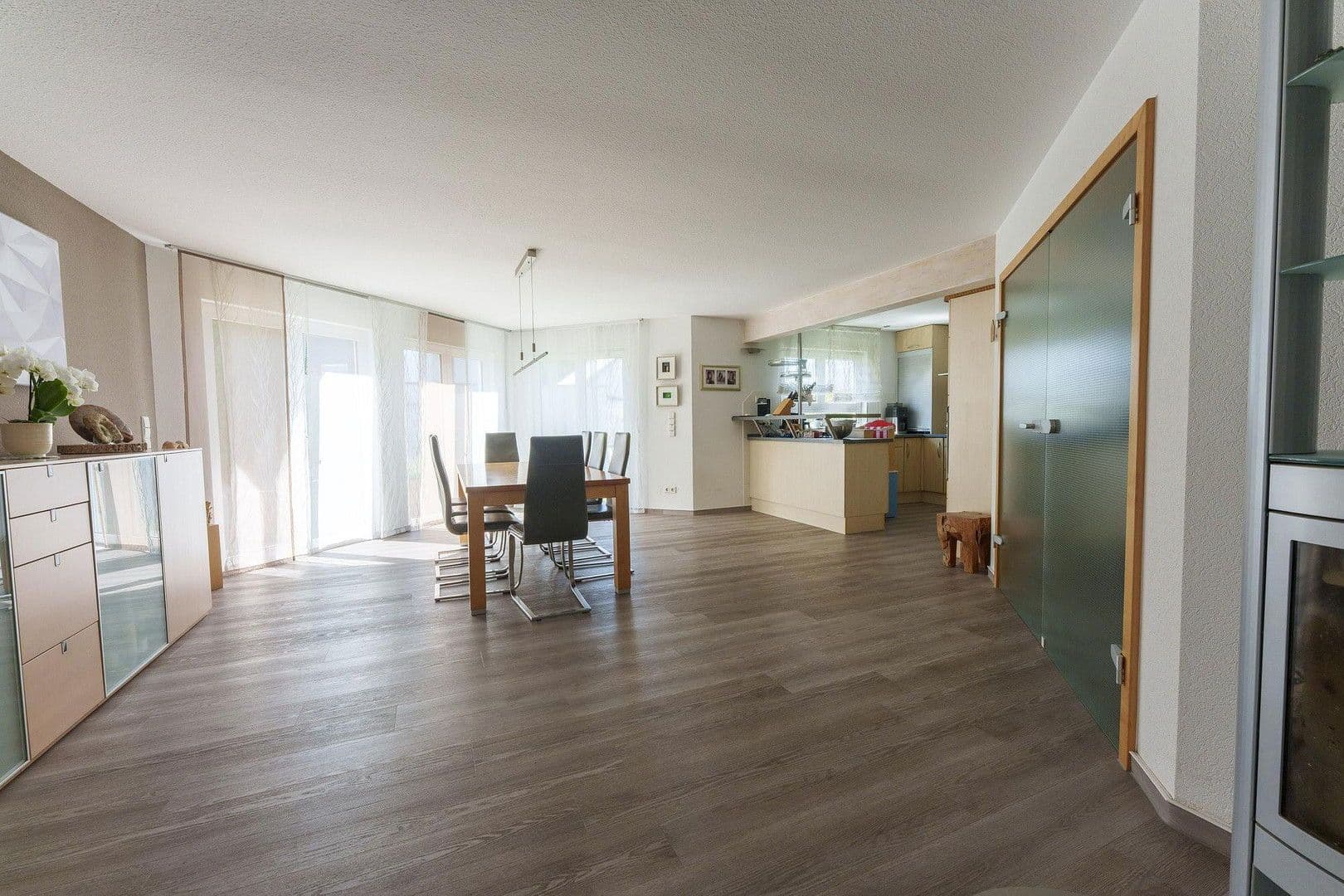 Prenájom domu 240 m², pozemek 700 m², Wächterstr. 25, Bad Friedrichshall, Bádensko-Wurttembersko Prenájom domu 240 m², pozemek 700 m², Wächterstr. 25, Bad Friedrichshall, Bádensko-Wurttembersko