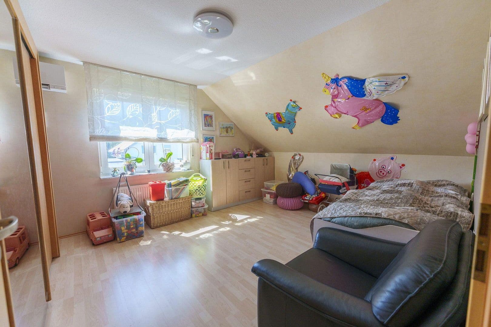 Prenájom domu 240 m², pozemek 700 m², Wächterstr. 25, Bad Friedrichshall, Bádensko-Wurttembersko Prenájom domu 240 m², pozemek 700 m², Wächterstr. 25, Bad Friedrichshall, Bádensko-Wurttembersko