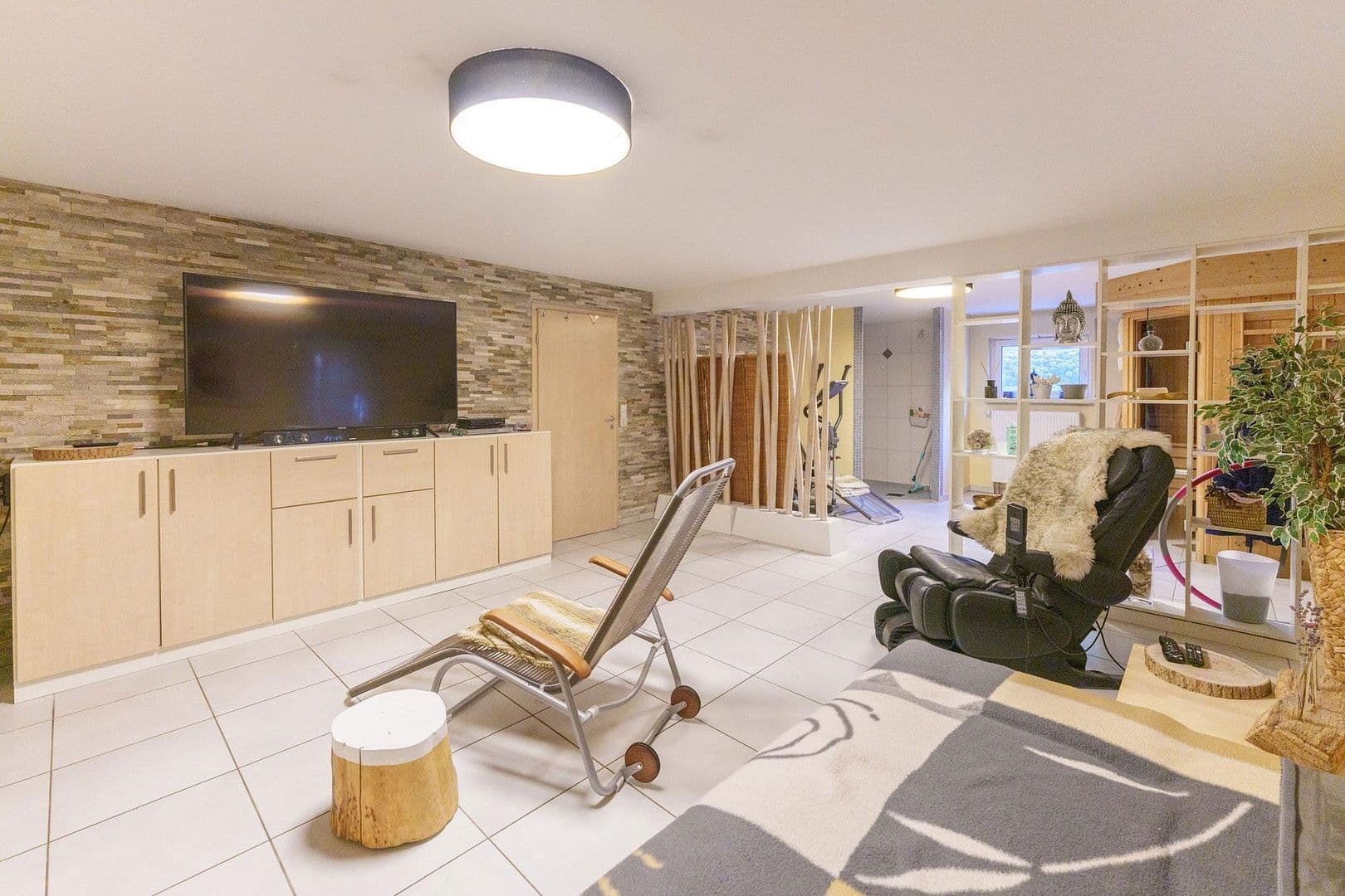 Prenájom domu 240 m², pozemek 700 m², Wächterstr. 25, Bad Friedrichshall, Bádensko-Wurttembersko Prenájom domu 240 m², pozemek 700 m², Wächterstr. 25, Bad Friedrichshall, Bádensko-Wurttembersko