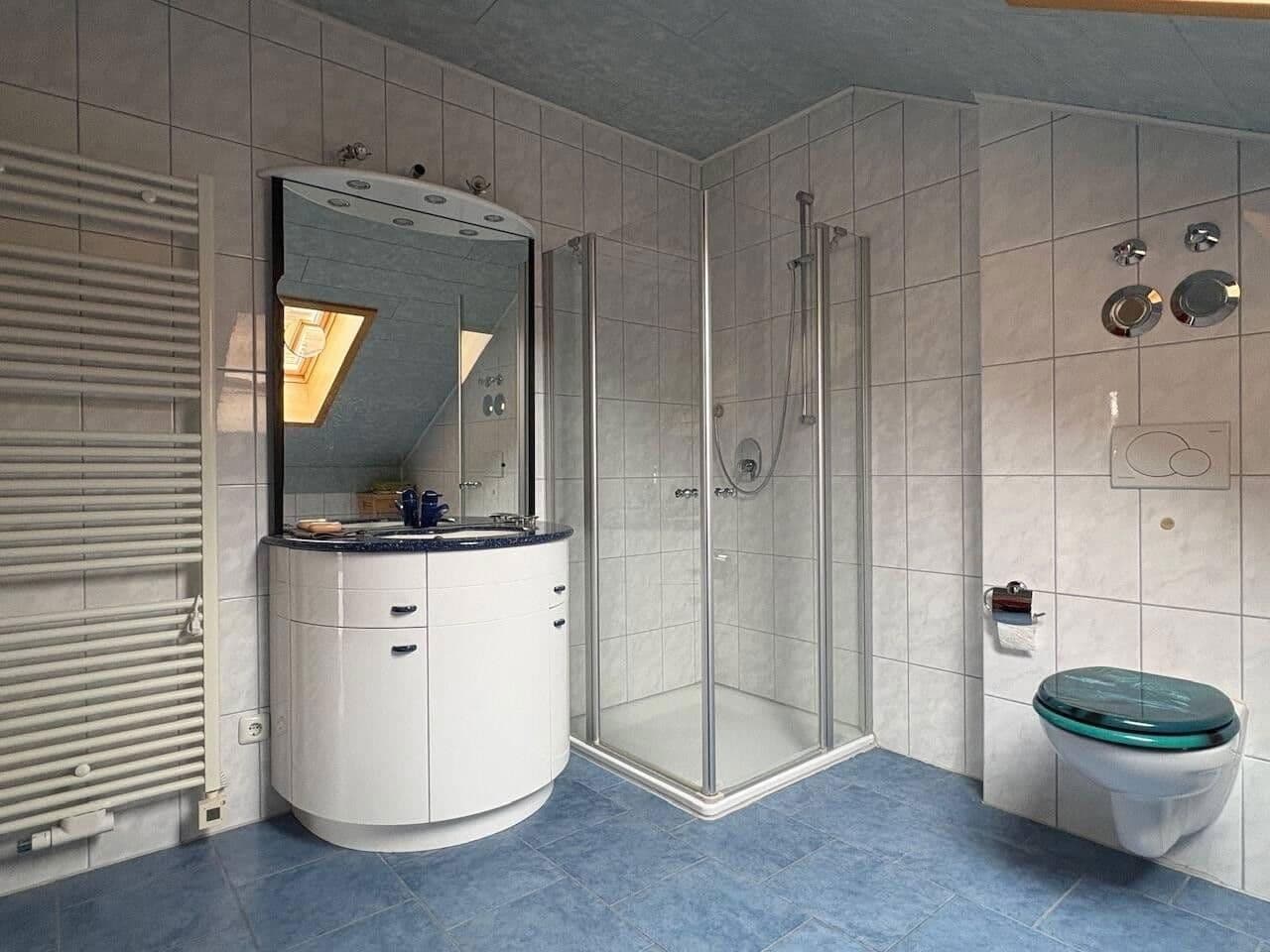 Prenájom domu 188 m², pozemek 627 m², Malching, Bavorsko Prenájom domu 188 m², pozemek 627 m², Malching, Bavorsko