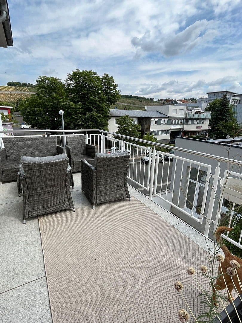 Prenájom bytu 2-izbový 102 m², Würzburg, Bavorsko Prenájom bytu 2-izbový 102 m², Würzburg, Bavorsko