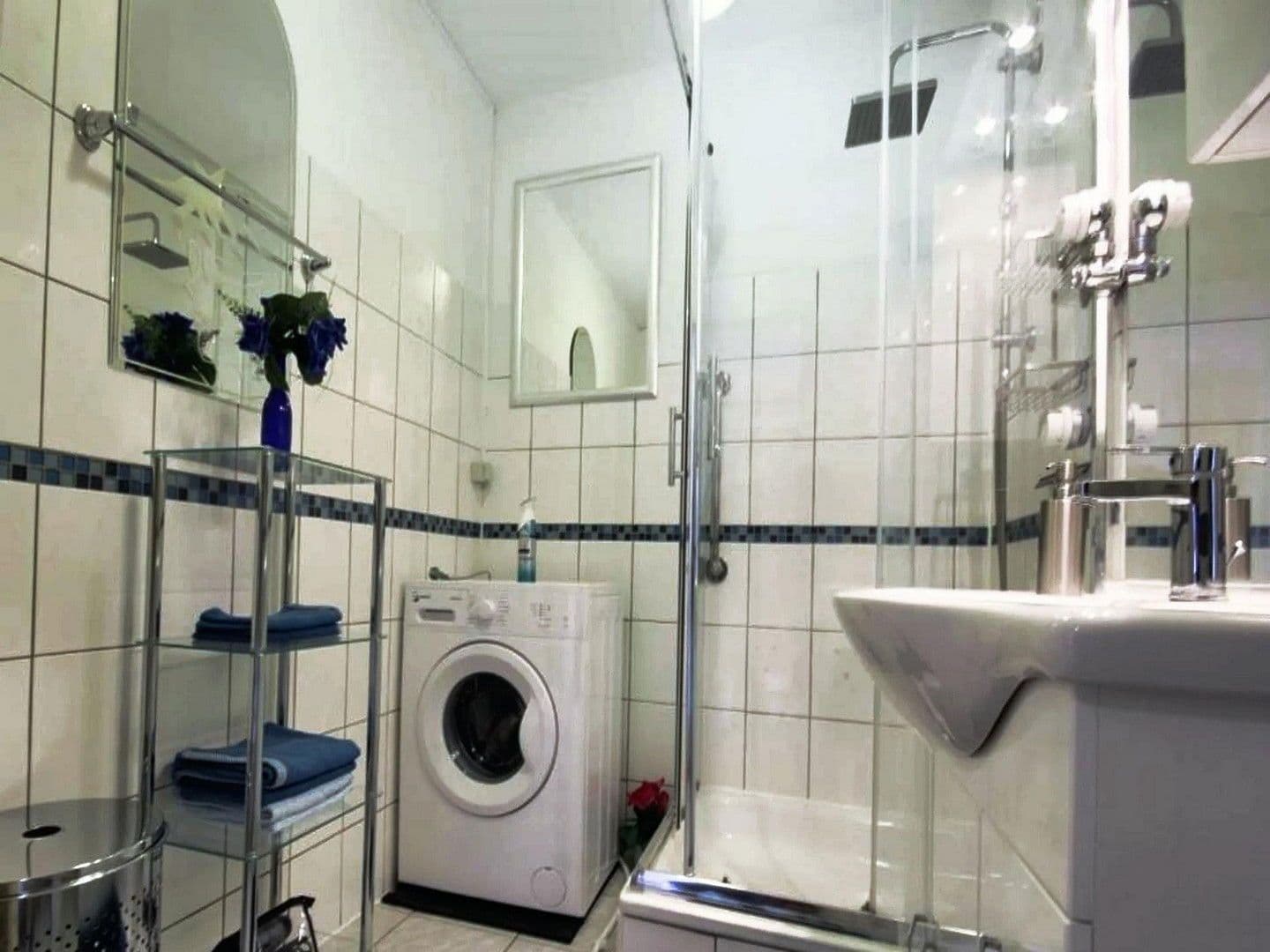 Prenájom bytu 2-izbový 70 m², Offenbach am Main, Hesensko Prenájom bytu 2-izbový 70 m², Offenbach am Main, Hesensko