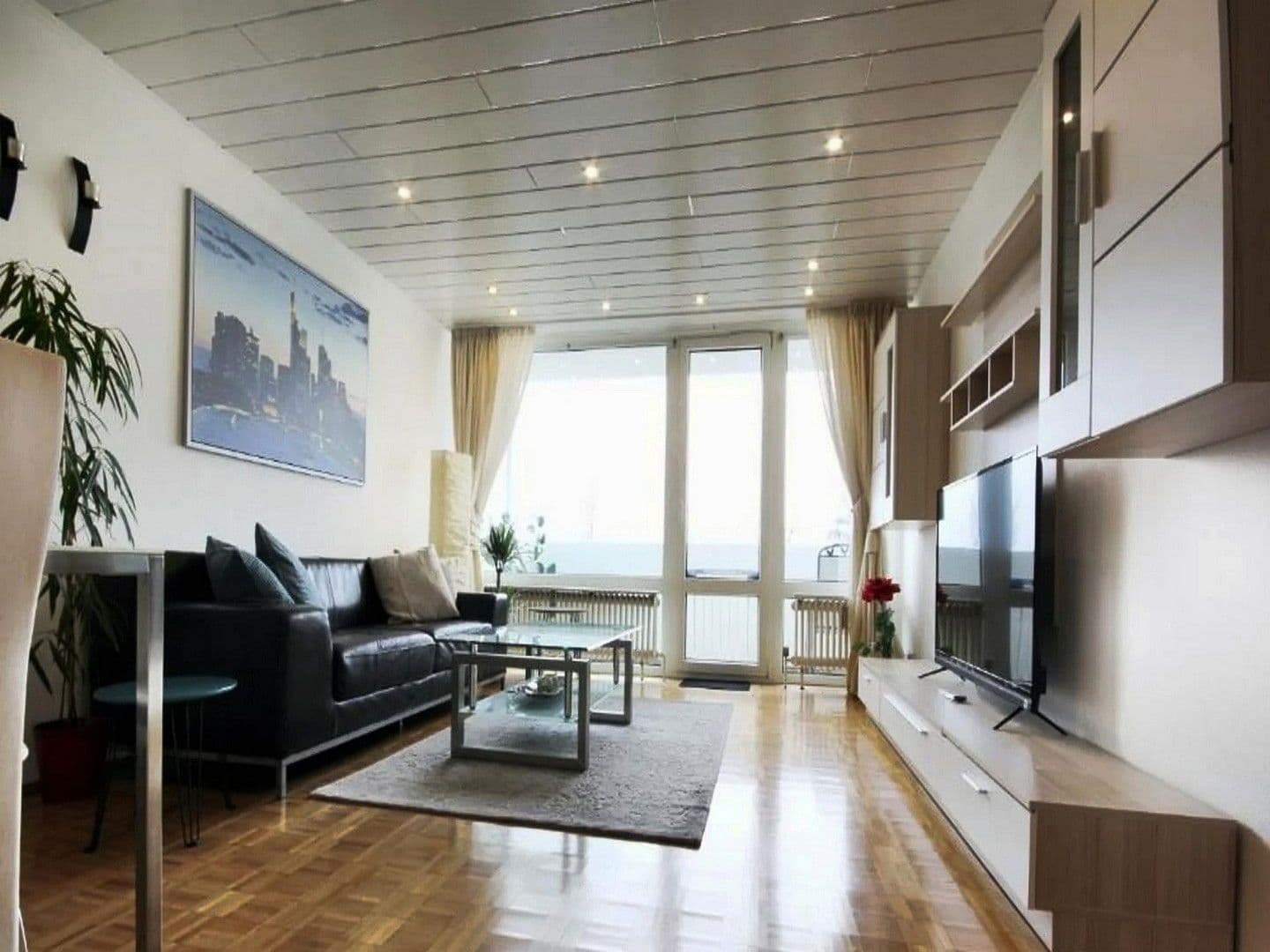 Prenájom bytu 2-izbový 70 m², Offenbach am Main, Hesensko Prenájom bytu 2-izbový 70 m², Offenbach am Main, Hesensko