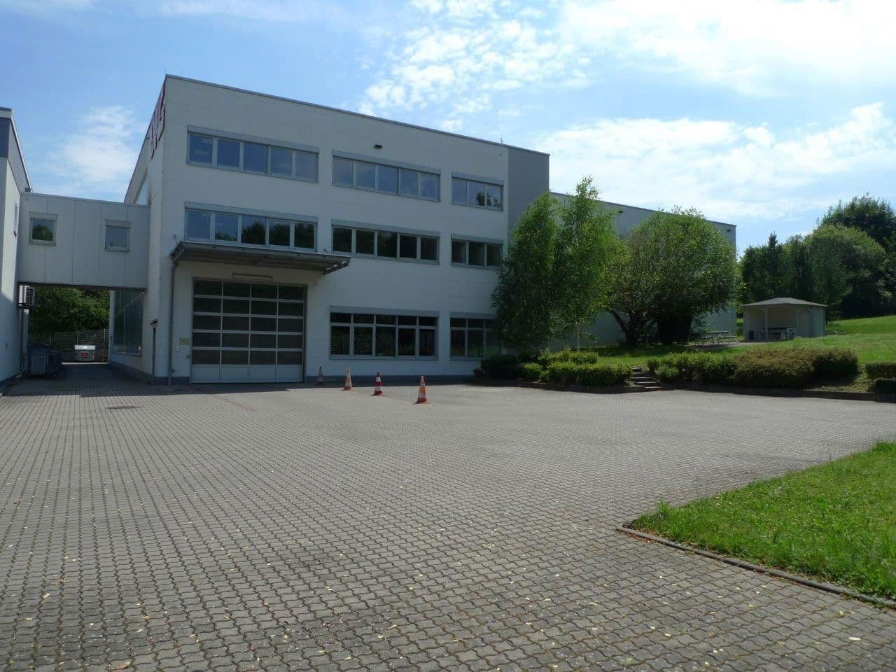 Prenájom nebytového priestoru 8.156 m², Gelnhausen, Hesensko Prenájom nebytového priestoru 8.156 m², Gelnhausen, Hesensko