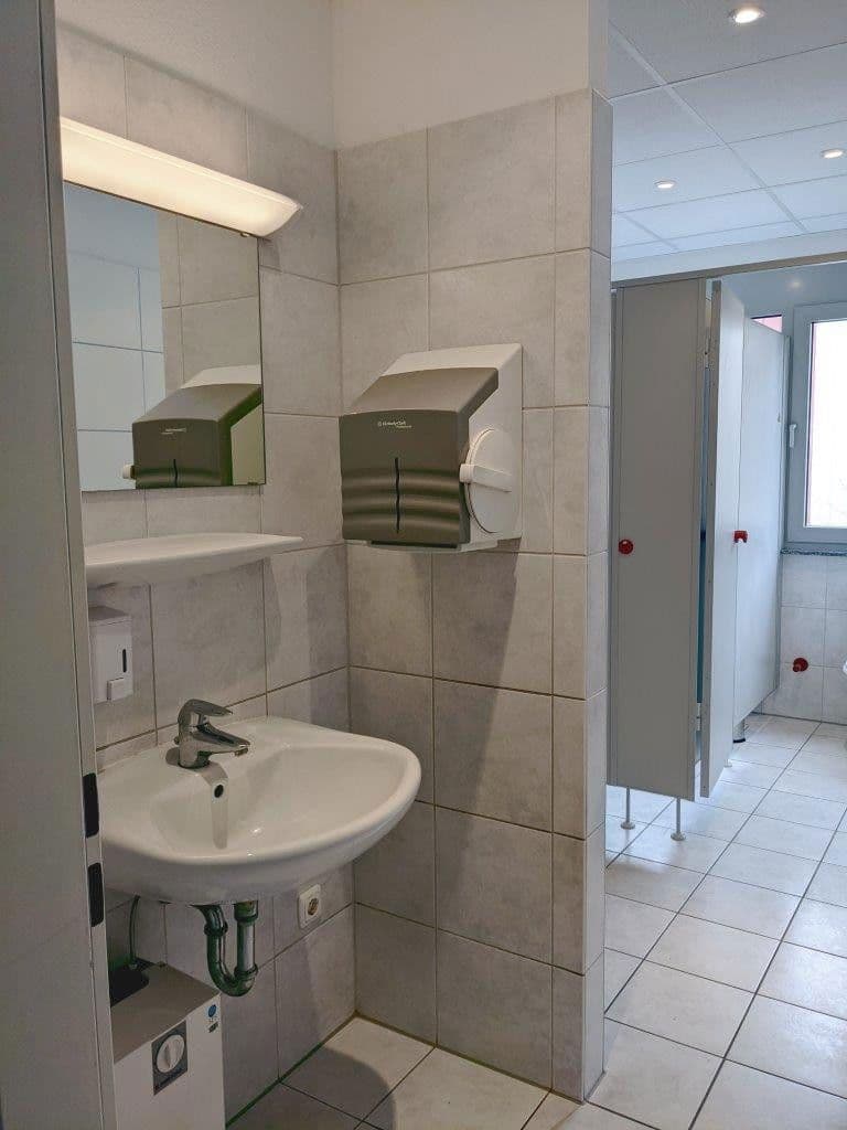 Prenájom nebytového priestoru 8.156 m², Gelnhausen, Hesensko Prenájom nebytového priestoru 8.156 m², Gelnhausen, Hesensko