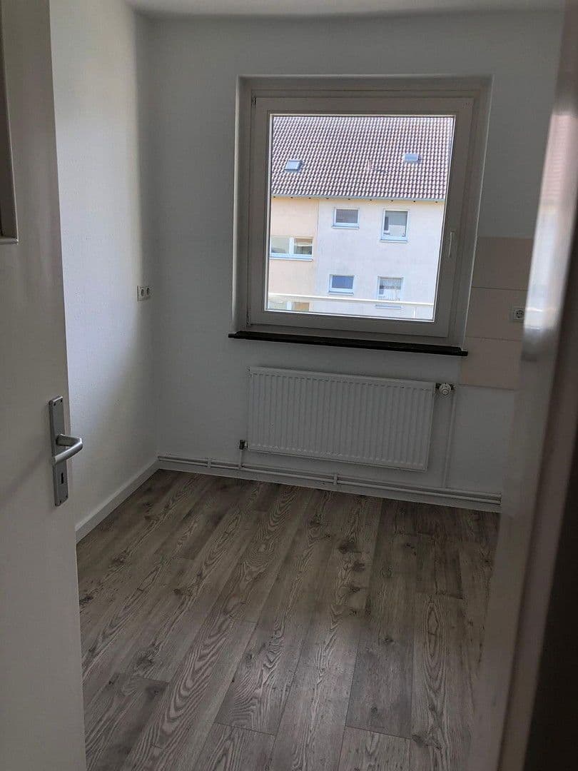 Prenájom bytu 1-izbový 41 m², Königsberger Straße 14, Vechelde, Dolné Sasko Prenájom bytu 1-izbový 41 m², Königsberger Straße 14, Vechelde, Dolné Sasko