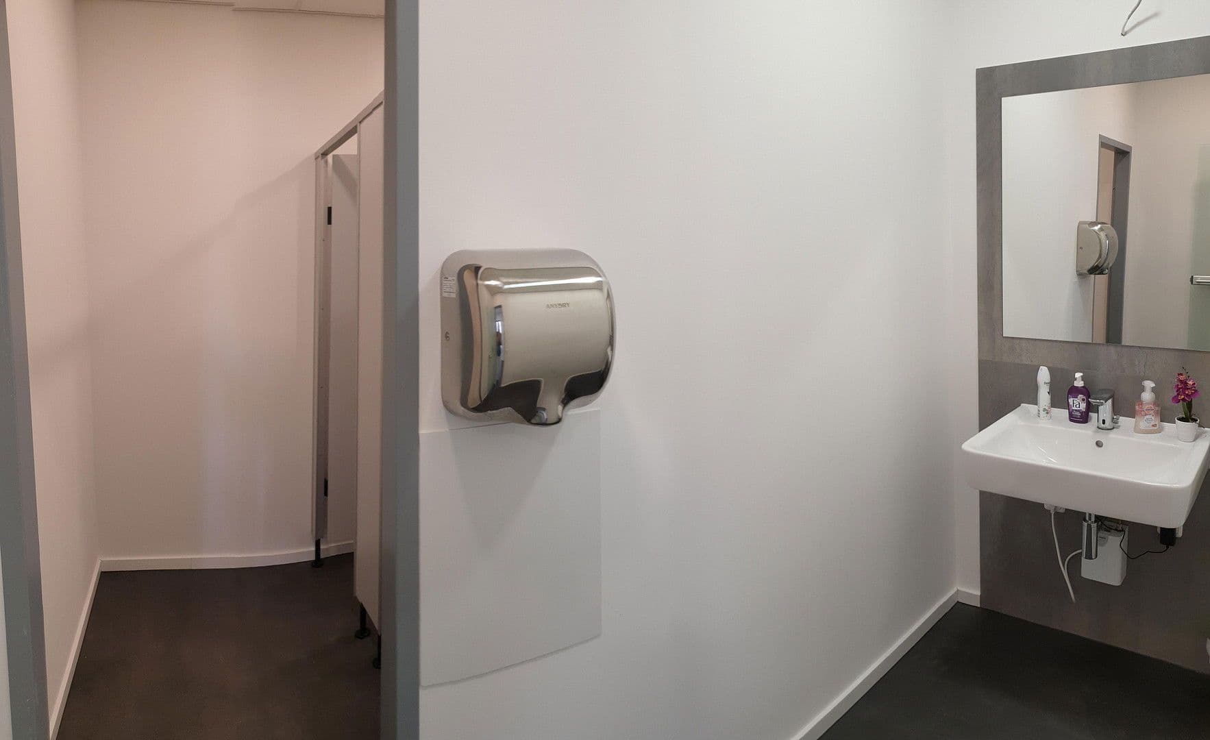 Prenájom kancelárie 300 m², In der Dalheimer Wiese 1, Mainz, Porýnie-Falcko Prenájom kancelárie 300 m², In der Dalheimer Wiese 1, Mainz, Porýnie-Falcko