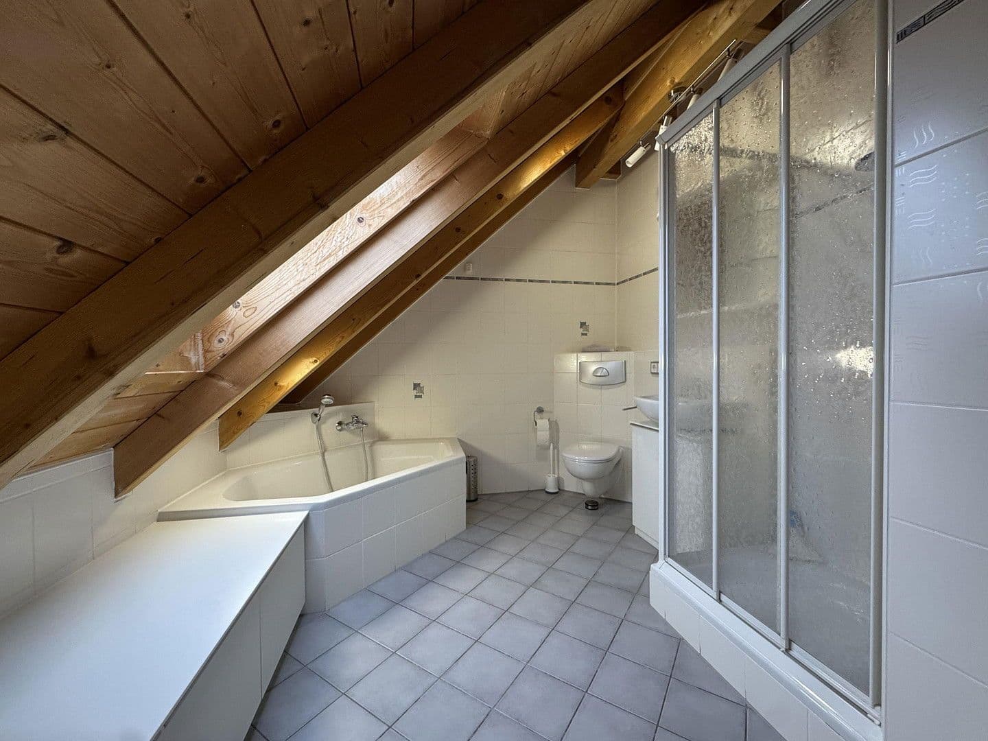 Predaj domu 172 m², pozemek 516 m², Wartenberg, Bavorsko Predaj domu 172 m², pozemek 516 m², Wartenberg, Bavorsko