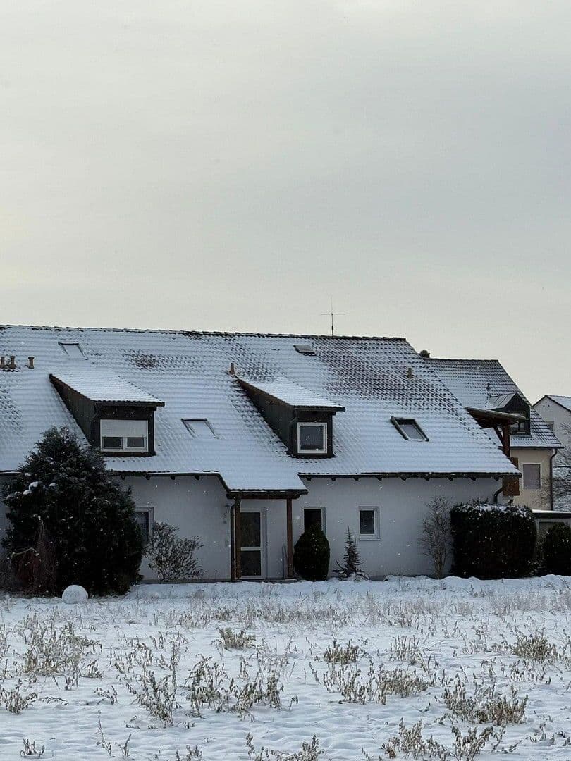 Predaj bytu 2-izbový 78 m², Am Bach 15, Großenseebach, Bavorsko Predaj bytu 2-izbový 78 m², Am Bach 15, Großenseebach, Bavorsko